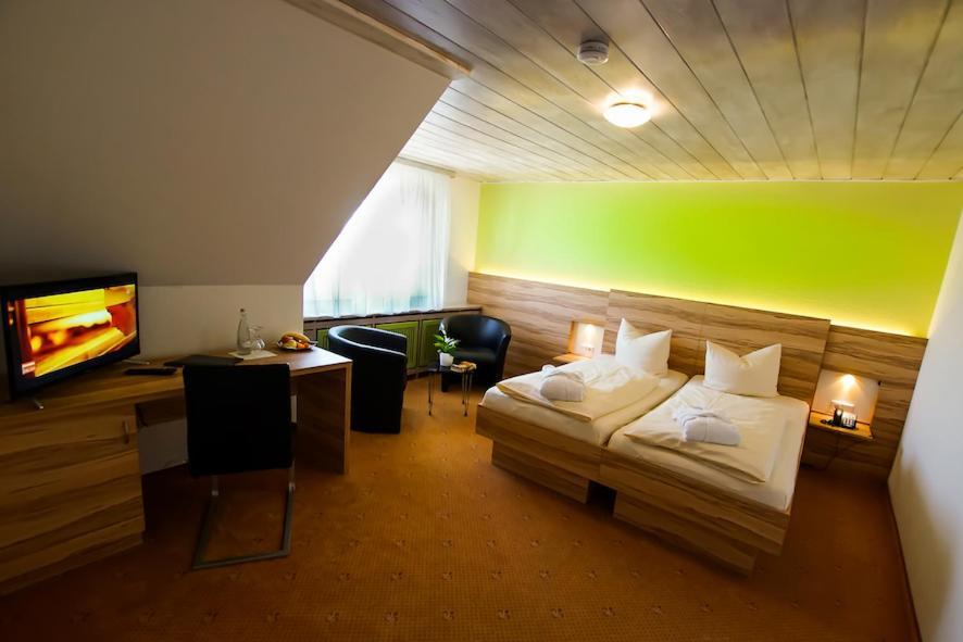Hotel Traube Loßburg Exteriör bild