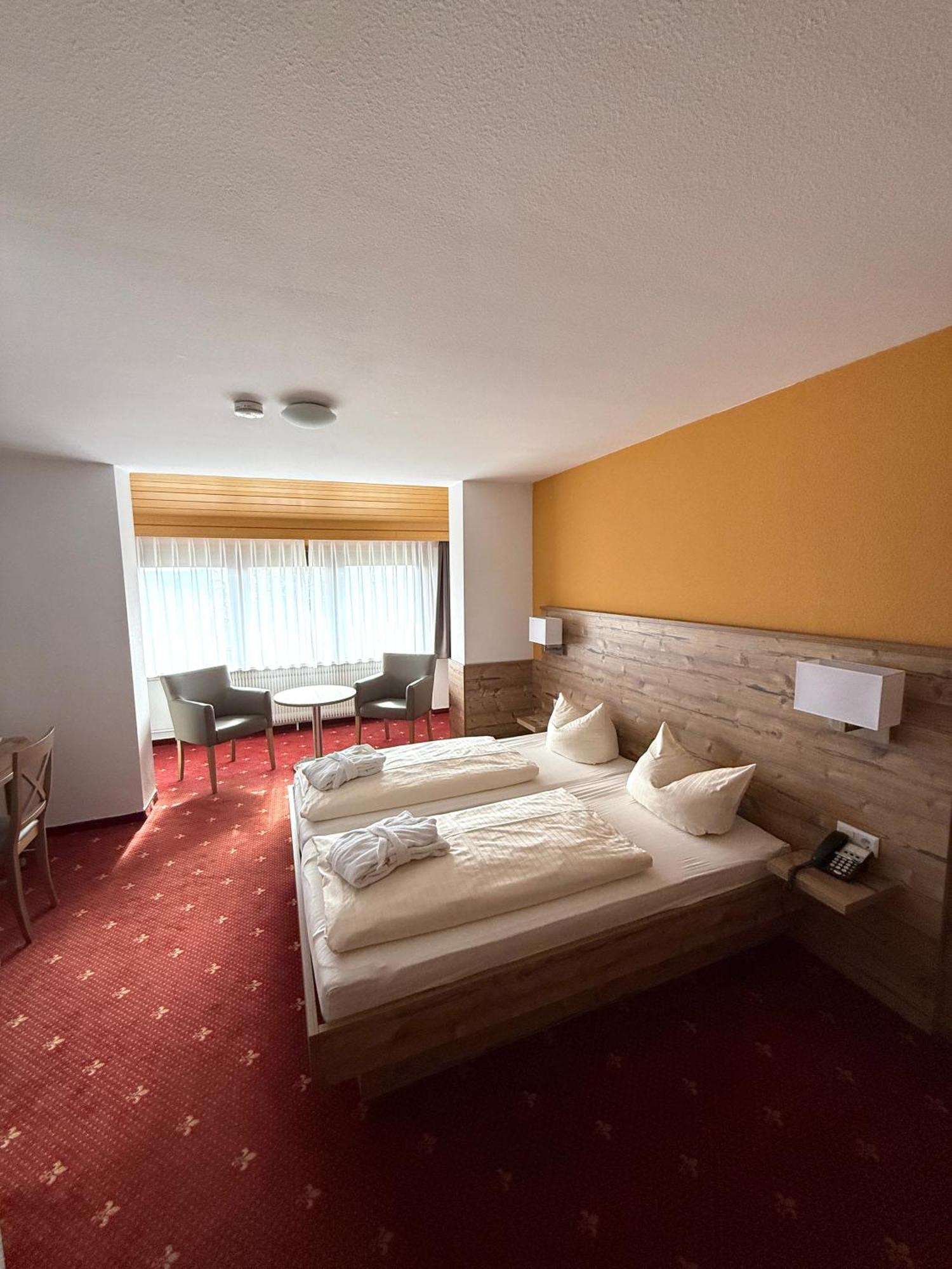 Hotel Traube Loßburg Exteriör bild